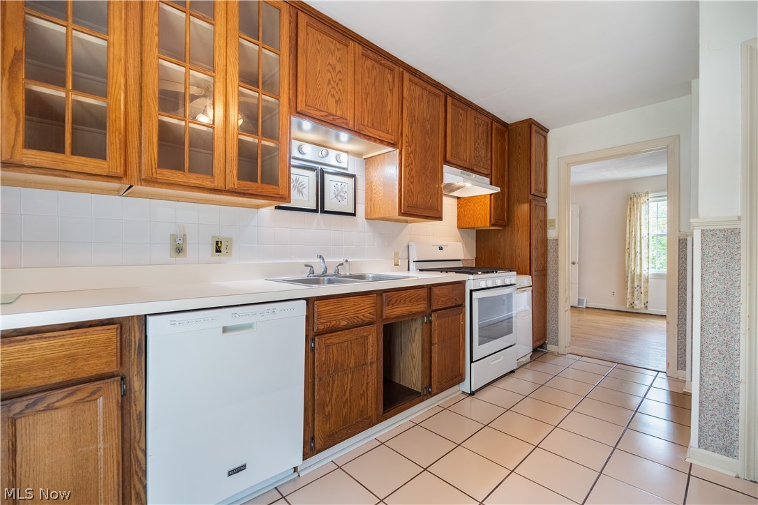 11 Ross Drive Akron OH 44313