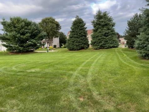 2940 Villa Glen Circle NW Canton OH 44708