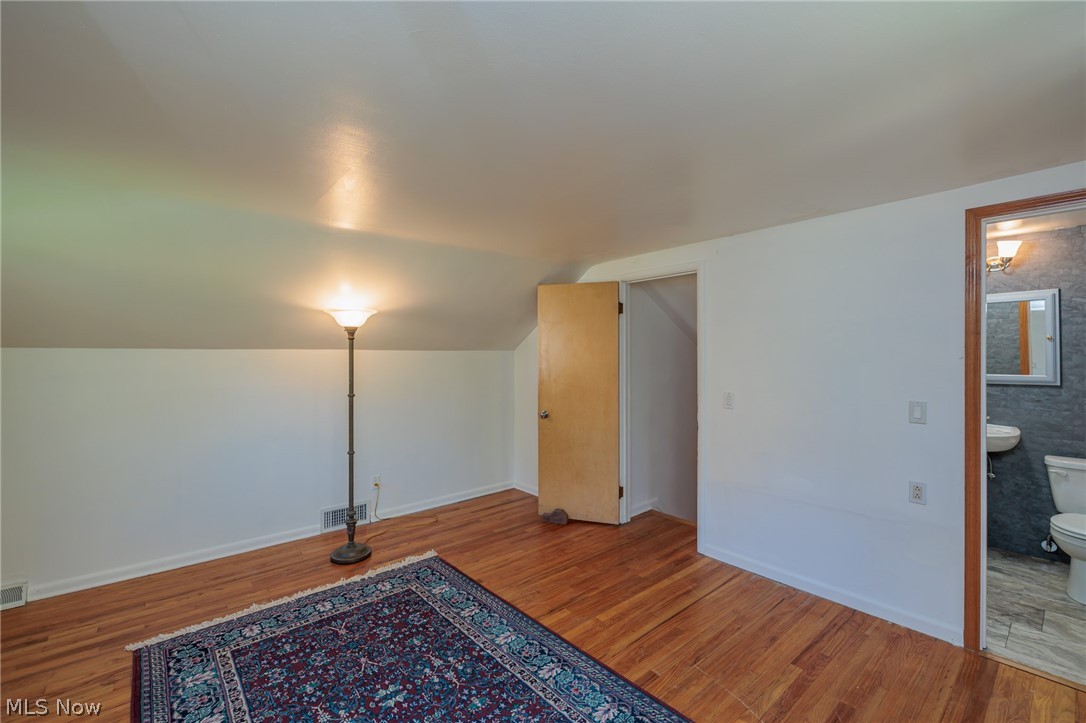 490 Bassett Road Bay Village OH 44140
