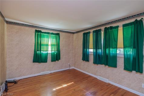 490 Bassett Road Bay Village OH 44140