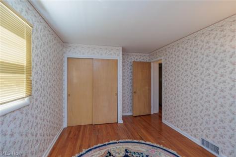 490 Bassett Road Bay Village OH 44140