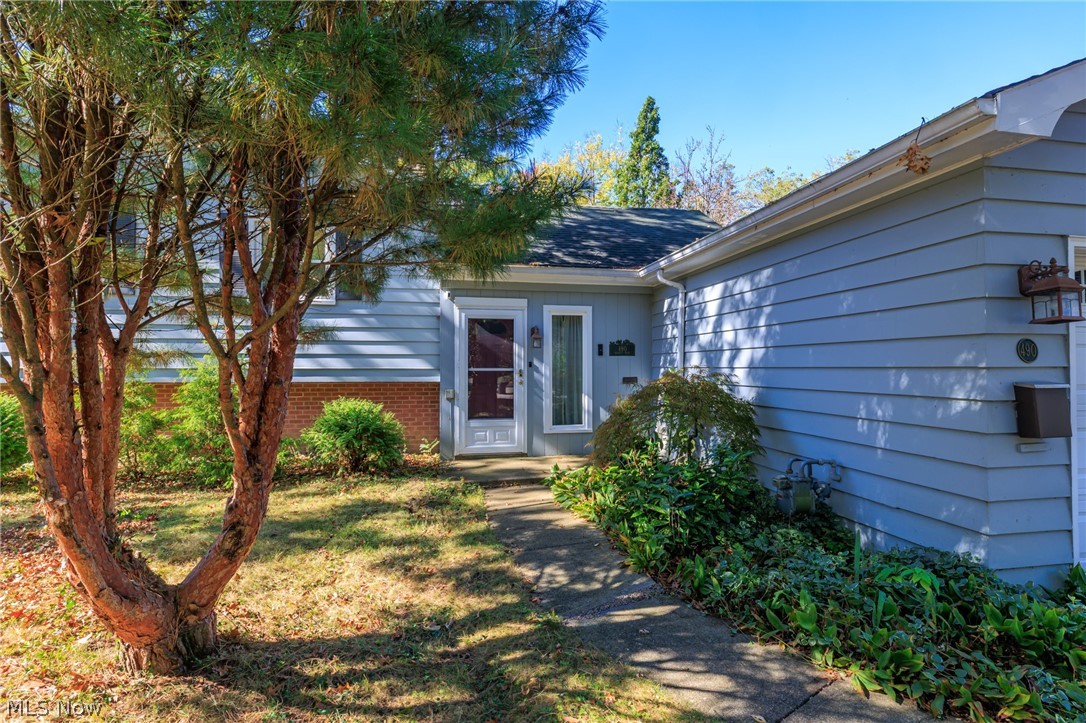 490 Bassett Road Bay Village OH 44140