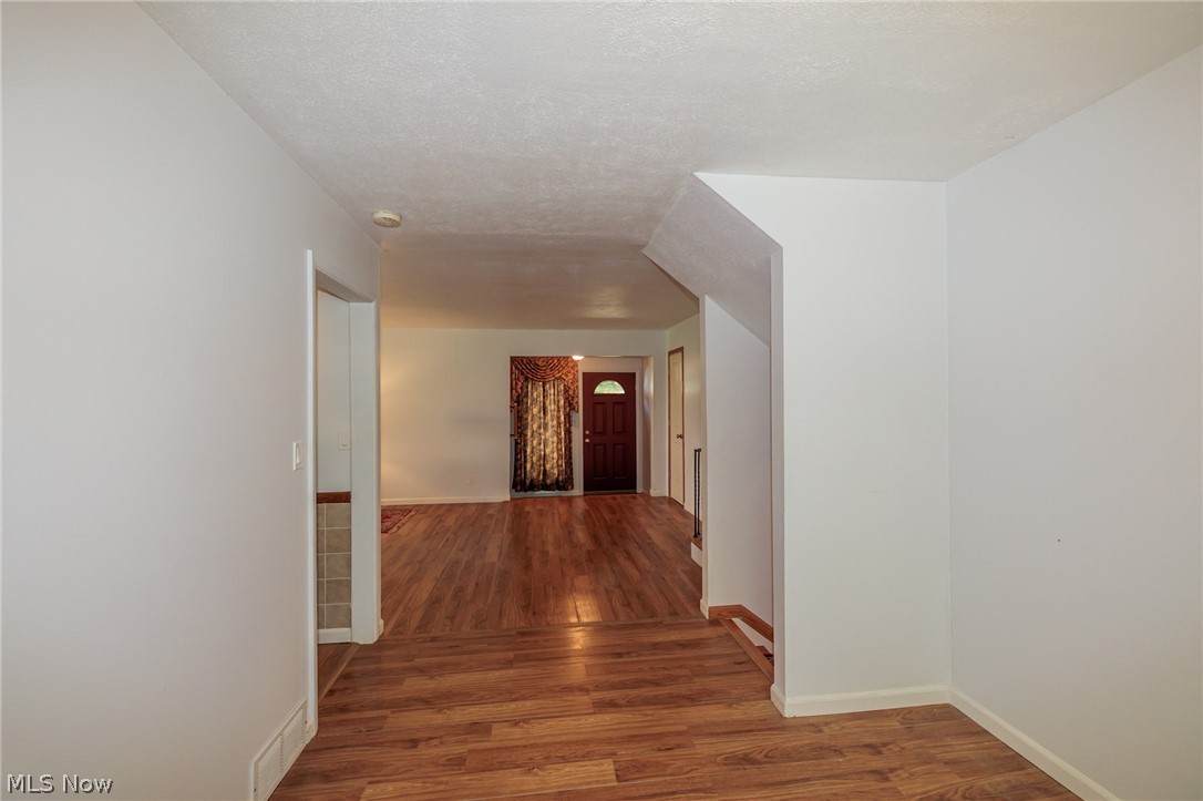 490 Bassett Road Bay Village OH 44140