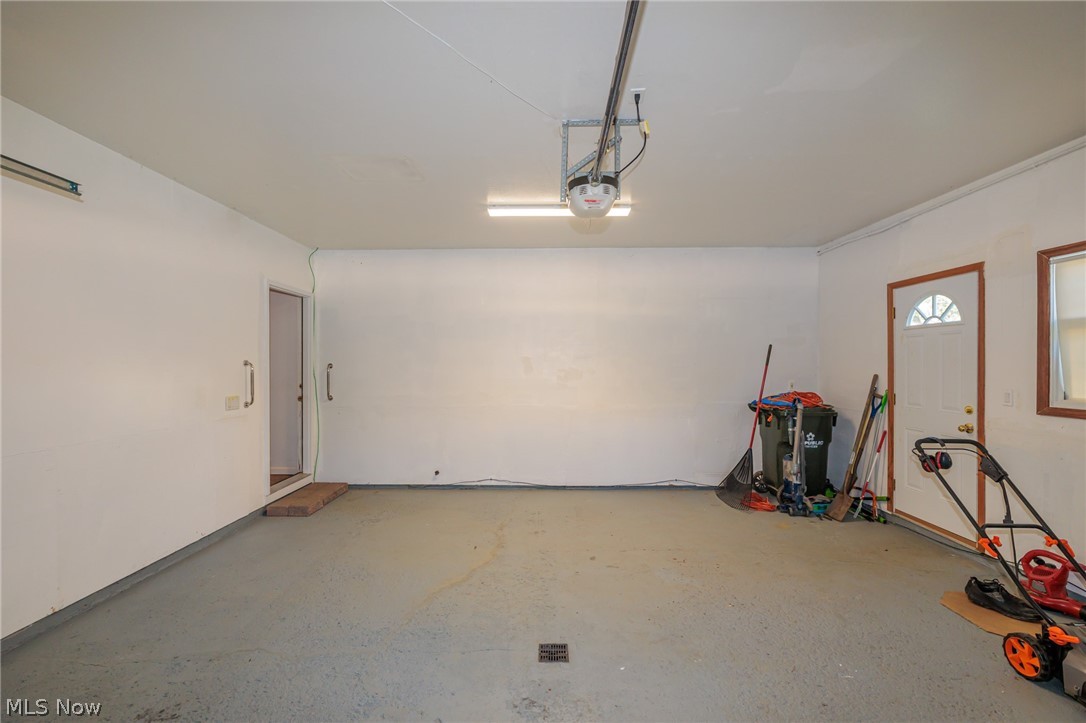 490 Bassett Road Bay Village OH 44140