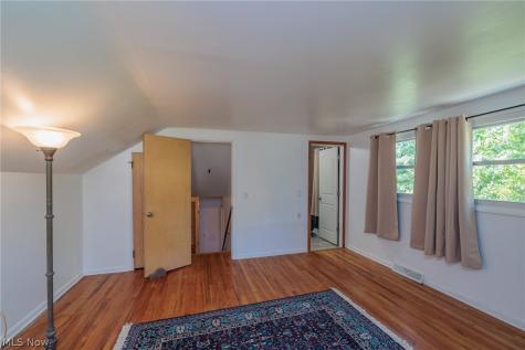 490 Bassett Road Bay Village OH 44140