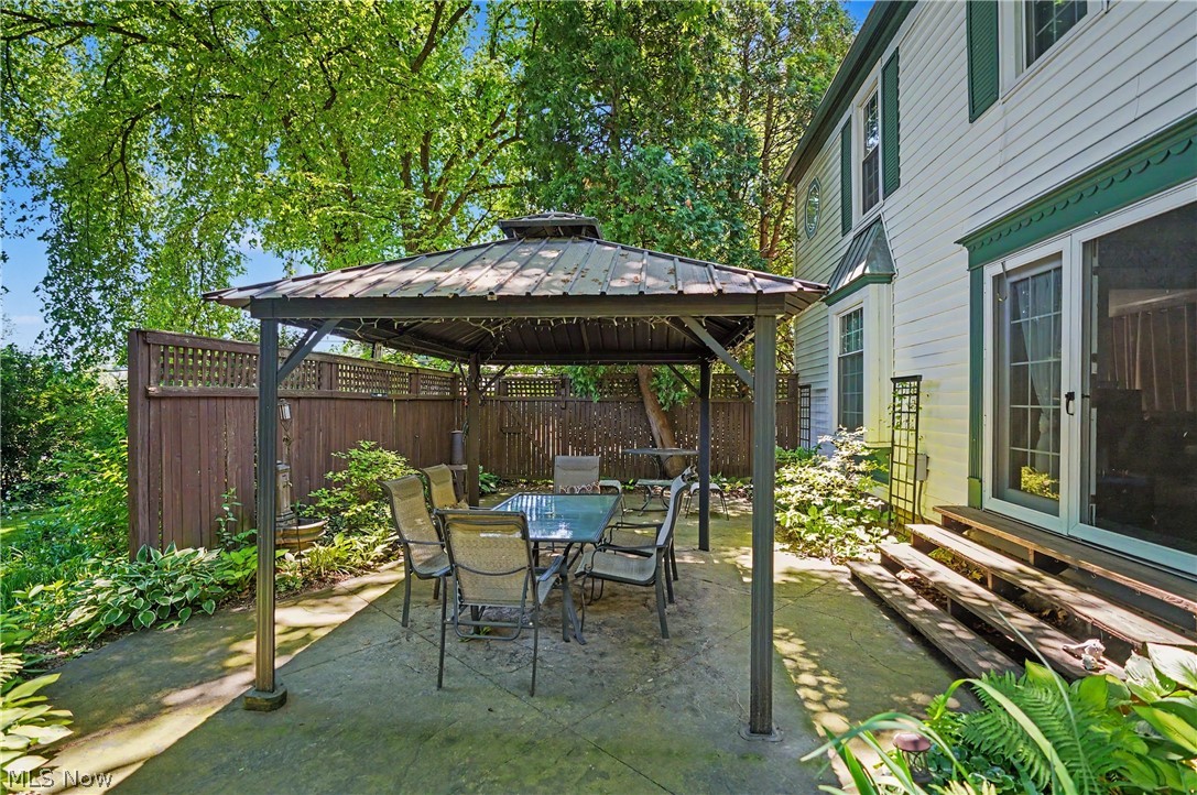543 Fouse Avenue Akron OH 44310