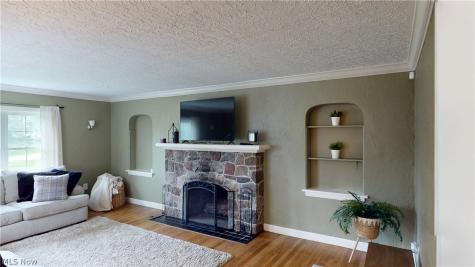 3695 Mogadore Road Mogadore OH 44260