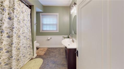 3695 Mogadore Road Mogadore OH 44260