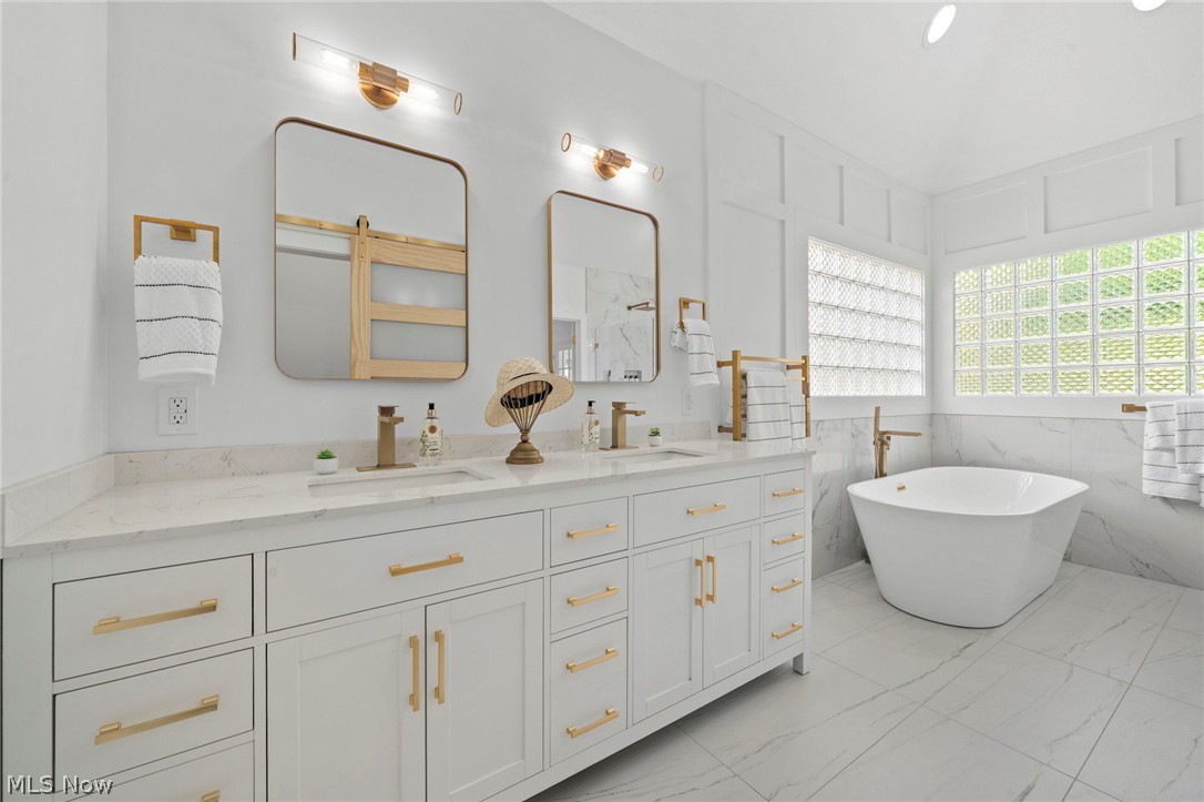 1014 Orchard Lane Broadview Heights OH 44147
