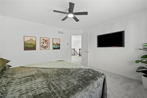 1014 Orchard Lane Broadview Heights OH 44147