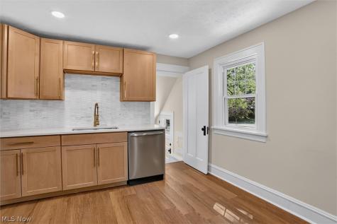 8408 Wesley Drive Parma OH 44129