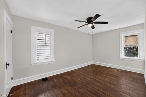 8408 Wesley Drive Parma OH 44129