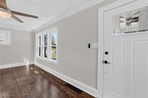 8408 Wesley Drive Parma OH 44129