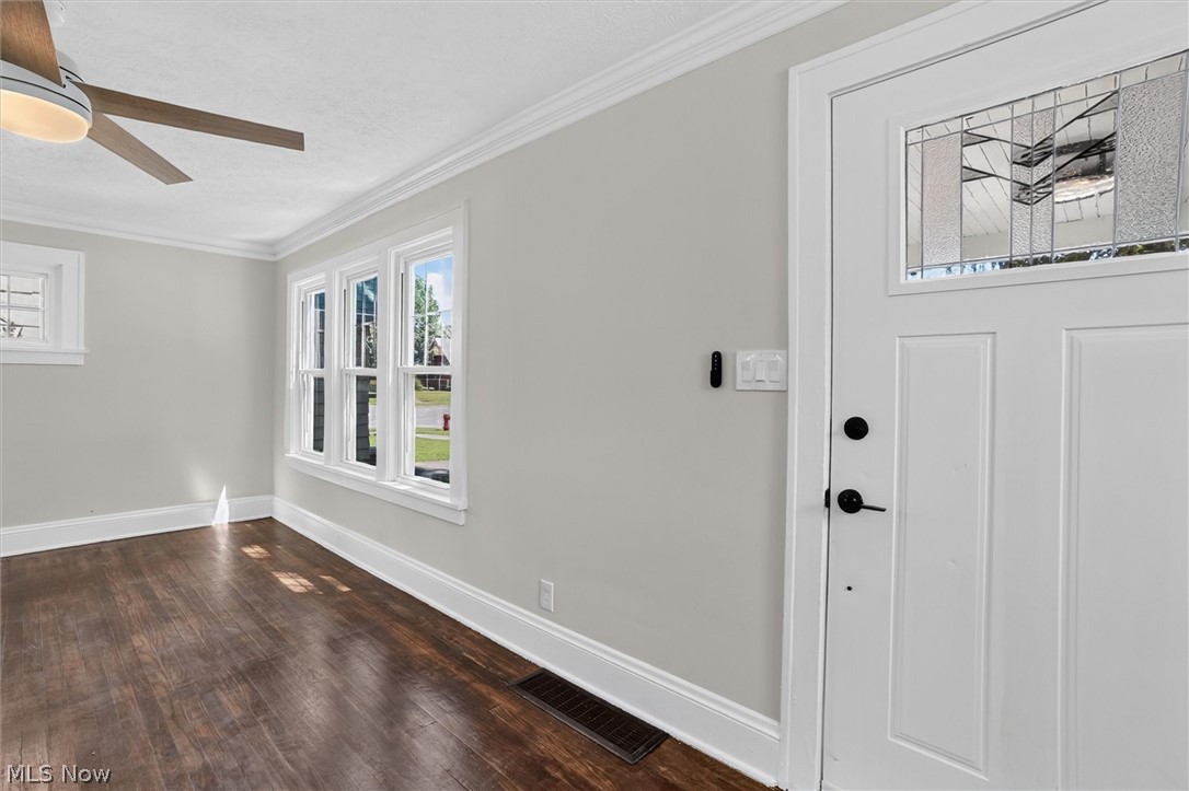8408 Wesley Drive Parma OH 44129