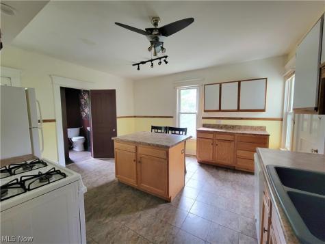 523 &525 1/2 8th Street Marietta OH 45750