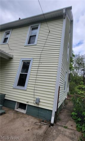 523 &525 1/2 8th Street Marietta OH 45750