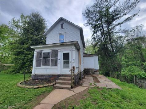 523 &525 1/2 8th Street Marietta OH 45750