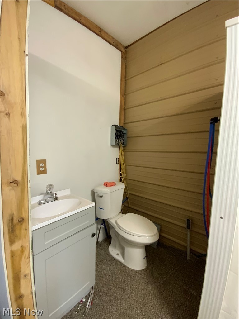 1112 Mick Road Wellsville OH 43968