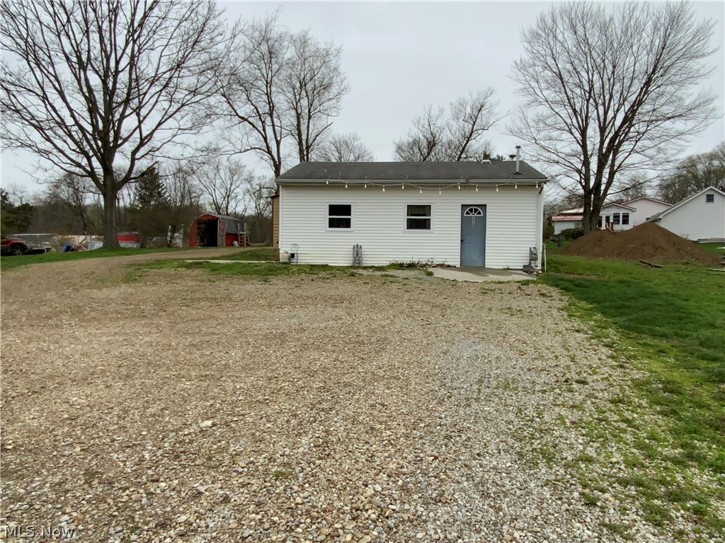 1112 Mick Road Wellsville OH 43968