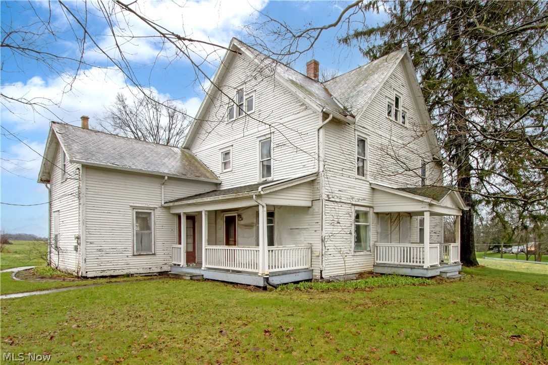 907 N Mount Eaton Road Dalton OH 44618