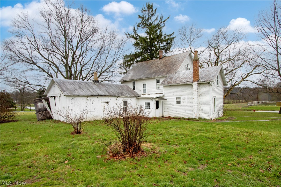 907 N Mount Eaton Road Dalton OH 44618