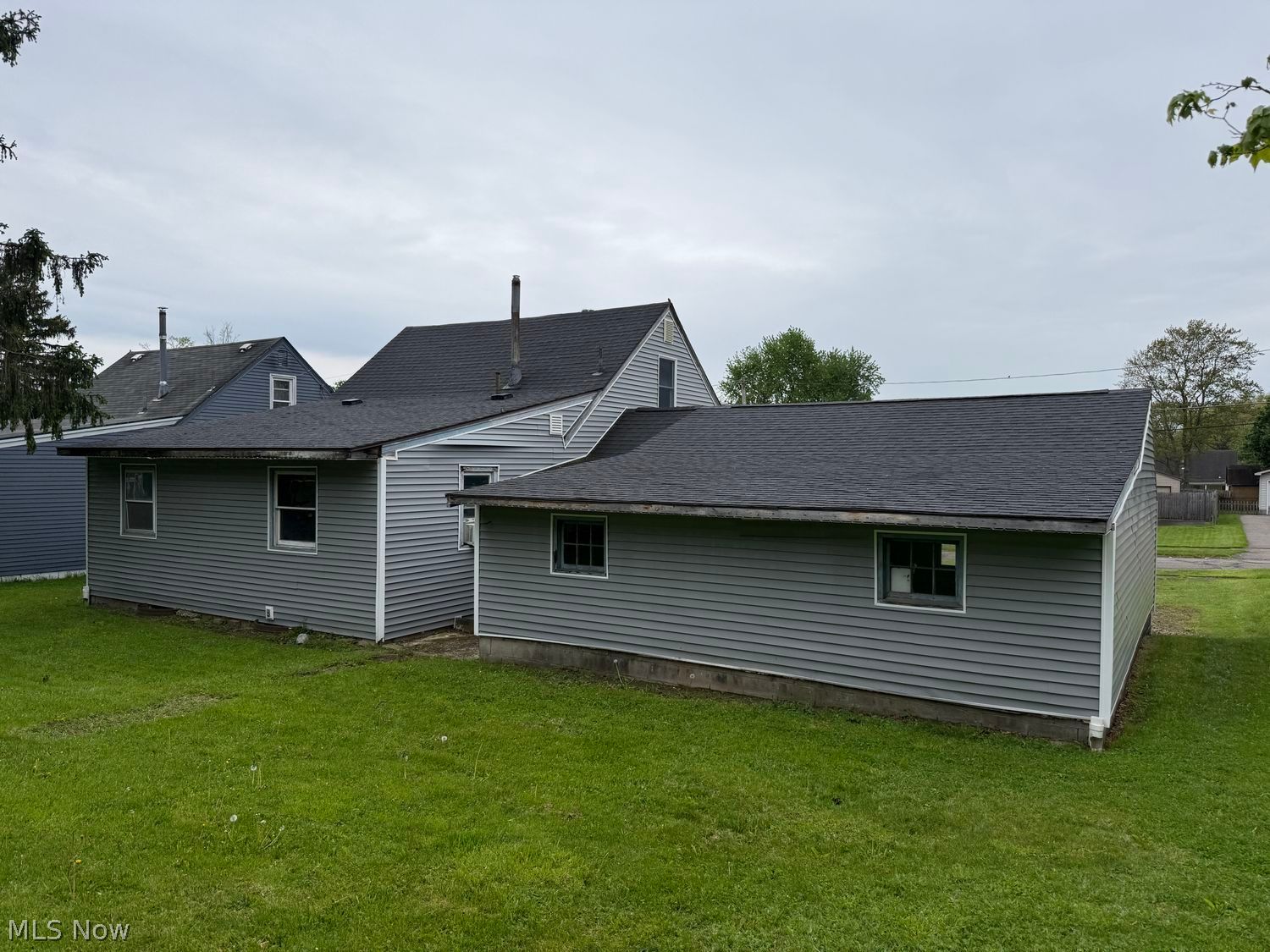 339 Westminster Avenue Austintown OH 44515