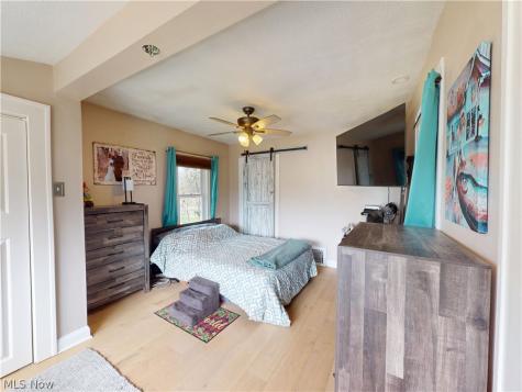 674 Portage Lakes Drive Akron OH 44319