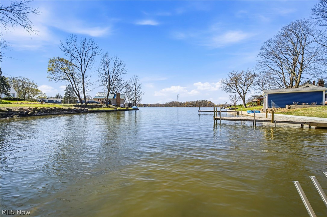 674 Portage Lakes Drive Akron OH 44319