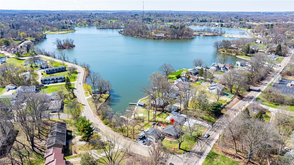 674 Portage Lakes Drive Akron OH 44319
