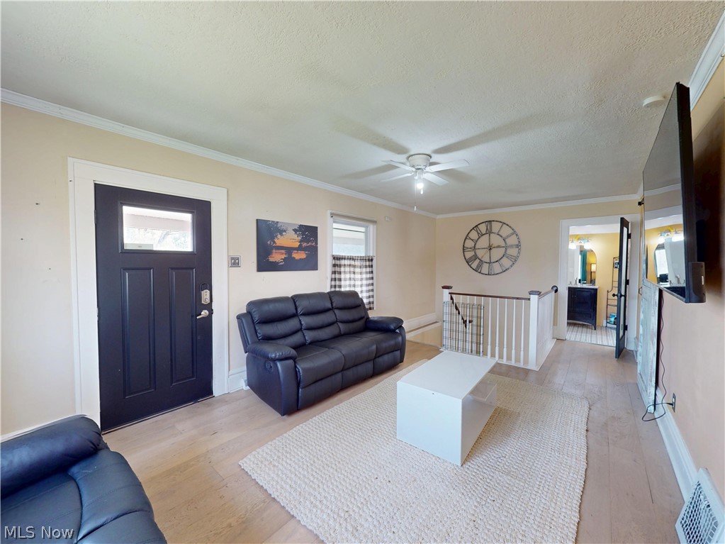 674 Portage Lakes Drive Akron OH 44319