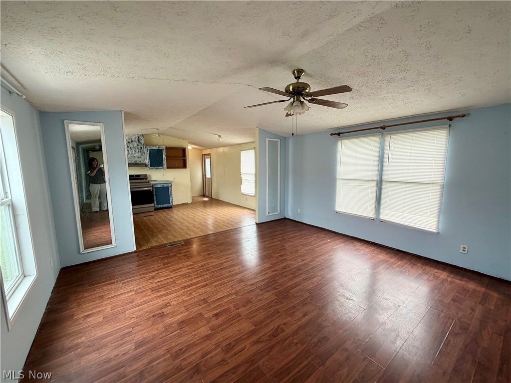5974 Cleveland Road Wooster OH 44691