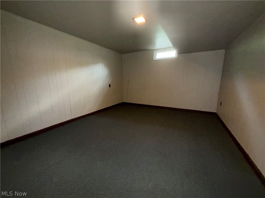 1719 Cambridge Road Coshocton OH 43812