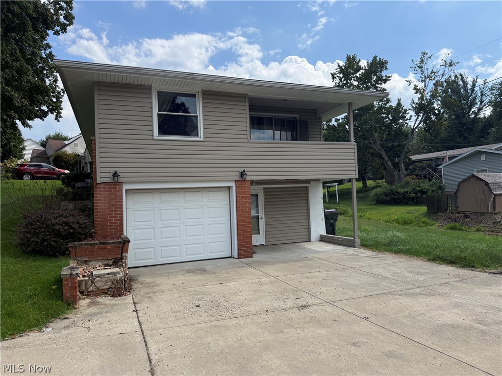 1719 Cambridge Road Coshocton OH 43812
