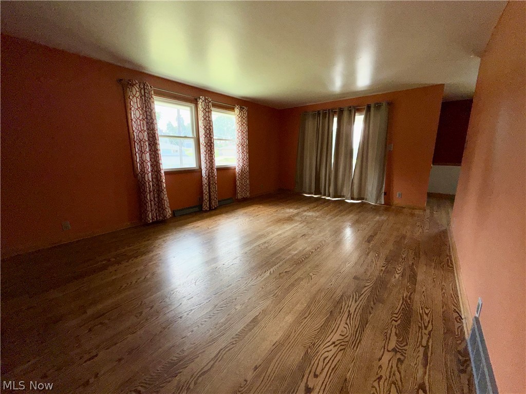 1719 Cambridge Road Coshocton OH 43812