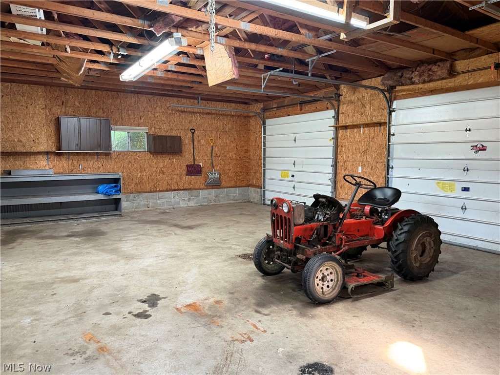 9754 Stonecreek Road Newcomerstown OH 43832