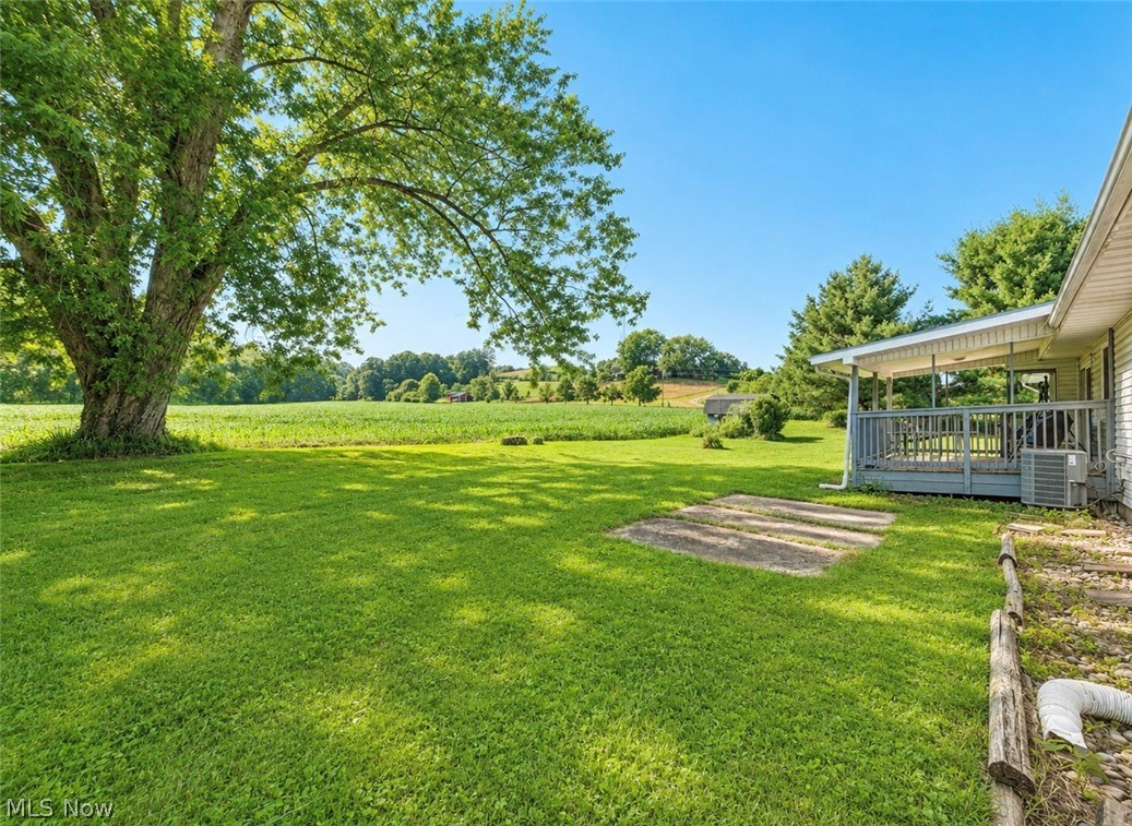 9754 Stonecreek Road Newcomerstown OH 43832