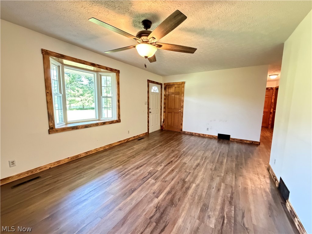 9754 Stonecreek Road Newcomerstown OH 43832