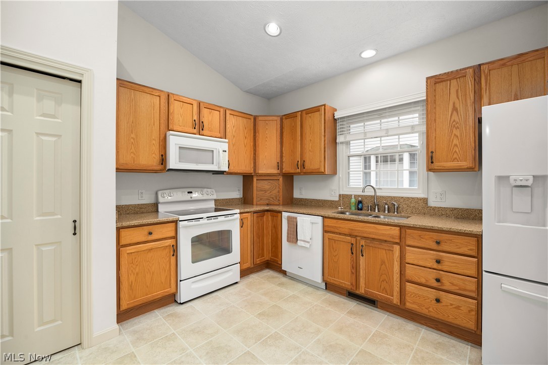 33888 Maple Ridge Boulevard Avon OH 44011