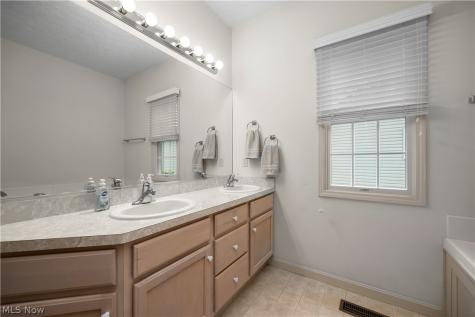 33888 Maple Ridge Boulevard Avon OH 44011