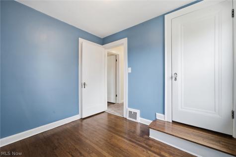 16401 Claire Avenue Cleveland OH 44111