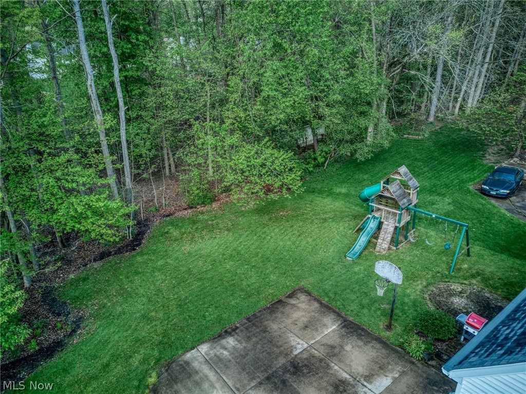 1722 W Idlewood Drive Twinsburg OH 44087