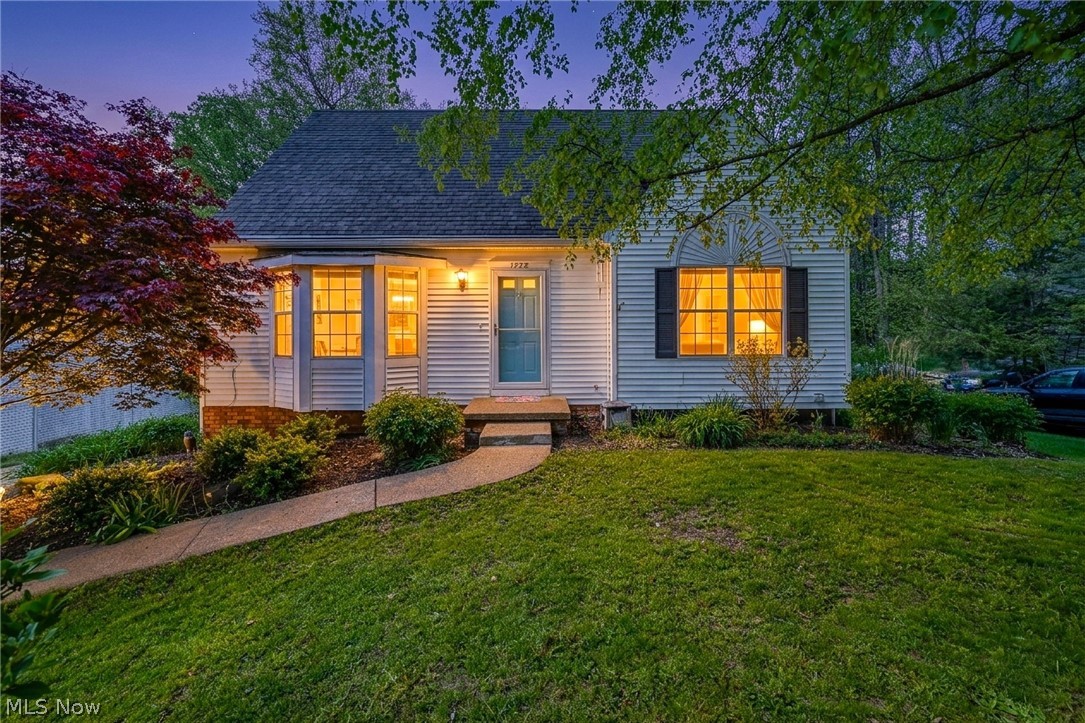 1722 W Idlewood Drive Twinsburg OH 44087