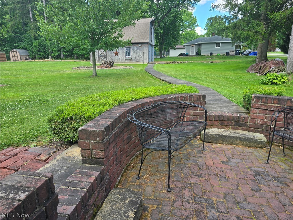 285 N Turner Road Austintown OH 44515