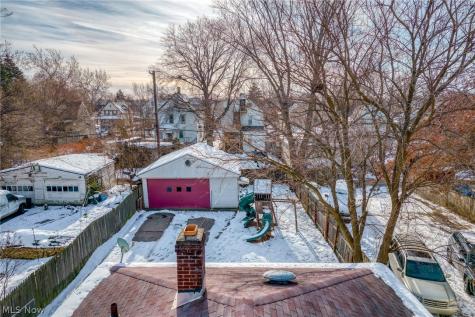 3817 Woodbridge Avenue Cleveland OH 44109