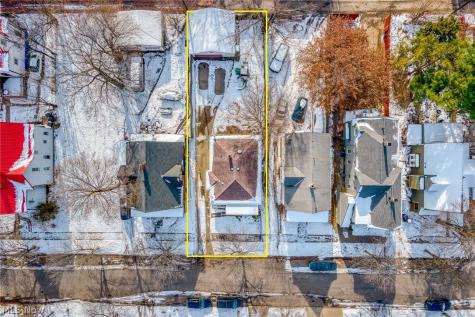 3817 Woodbridge Avenue Cleveland OH 44109