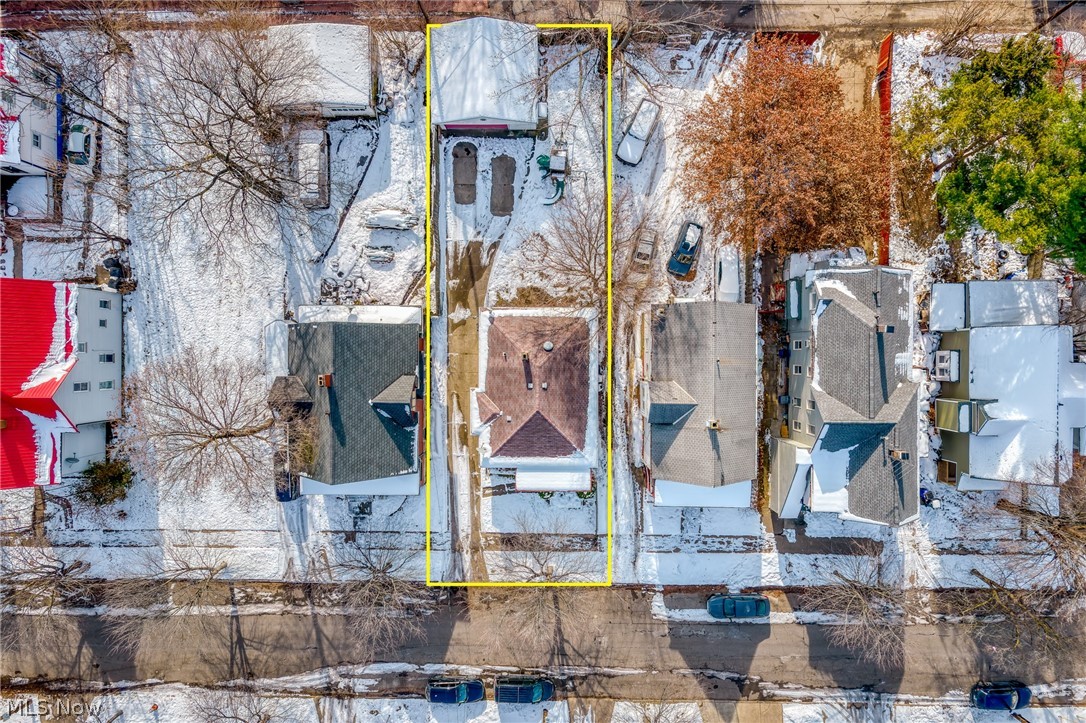 3817 Woodbridge Avenue Cleveland OH 44109