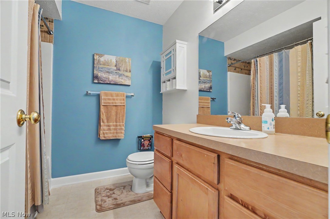 1976 Darrow Lake Drive Stow OH 44224