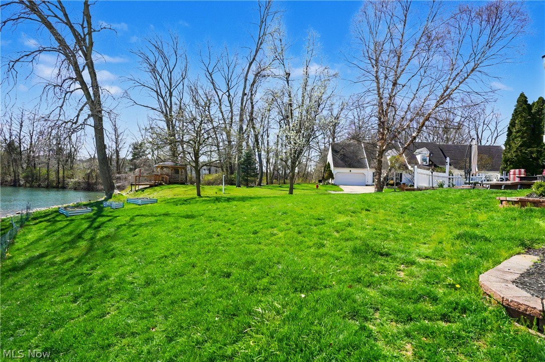 1976 Darrow Lake Drive Stow OH 44224