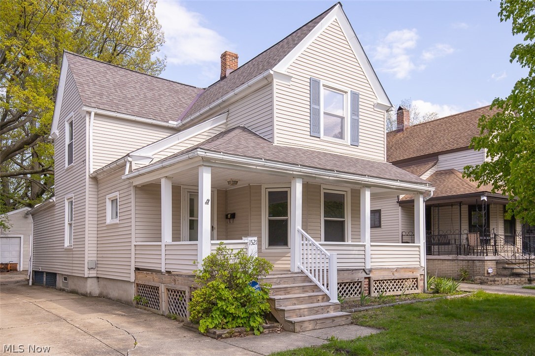 1521 Newman Avenue Lakewood OH 44107