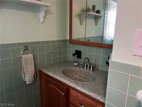 5839 Alberta Drive Lyndhurst OH 44124